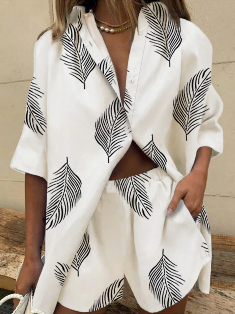 Fashion Print Women suits Casual Loose Half Sleeve Shirt + Shorts Two Piece Sets 2025 Spring Summer Outfits Female
Fashion Print Women suits Casual Loose Half Sleeve Shirt + Shorts Two Piece Sets 2025 Spring Summer Outfits Female