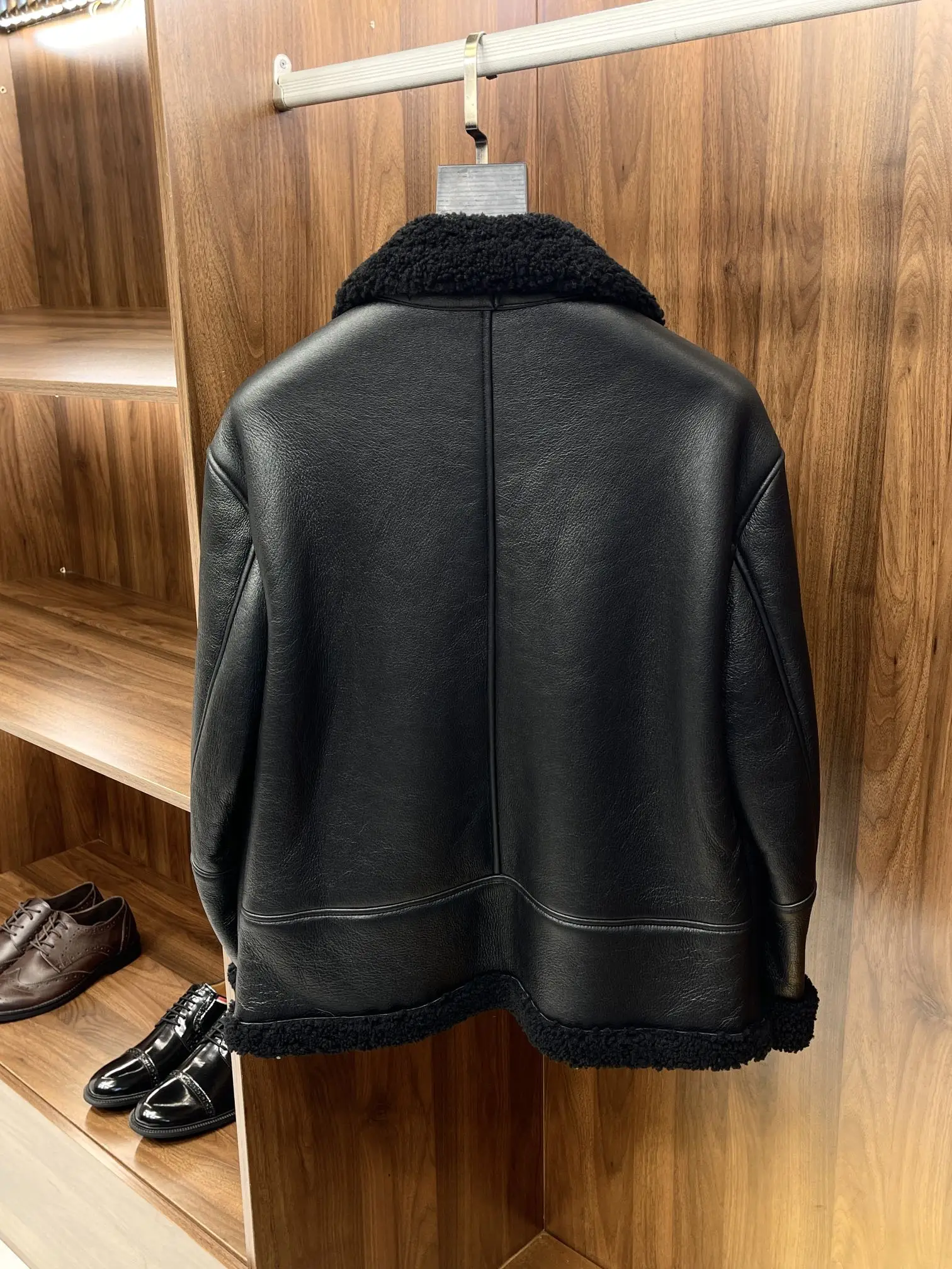 Women's Clothing High quality warm custom fur one-piece fur jacketAutumn Winter New 0116
Women's Clothing High quality warm custom fur one-piece fur jacketAutumn Winter New 0116