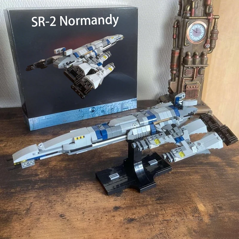 НОВЫЙ MOC научно-фантастический фильм SR-2, Нормандия, масштаб миди, строительные блоки, модель «сделай сам», межзвездная сборка, набор кирпичей, модель игрушки, подарки для детей
НОВЫЙ MOC научно-фантастический фильм SR-2, Нормандия, масштаб миди, строительные блоки, модель «сделай сам», межзвездная сборка, набор кирпичей, модель игрушки, подарки для детей
