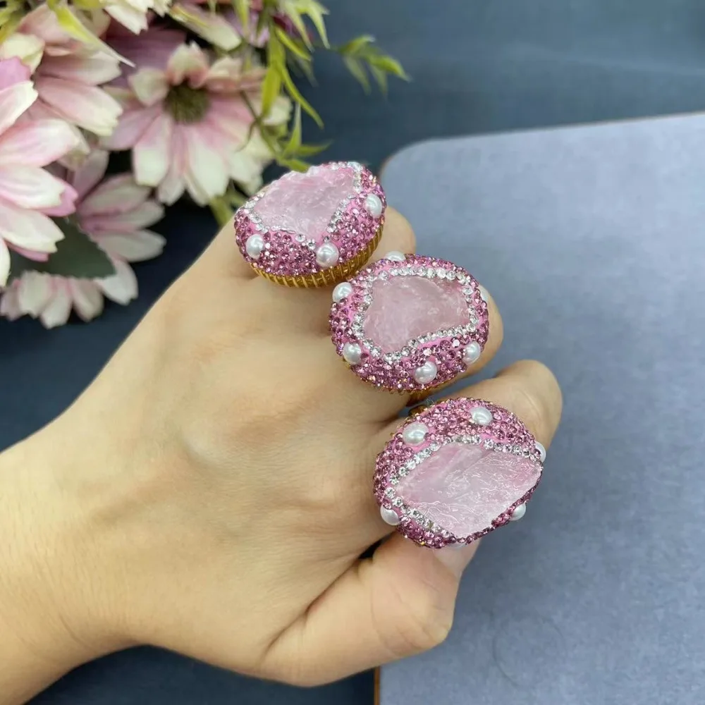 New Pink Crystal Raw Stone Women's Ring with Adjustable Personality, Simplicity, Luxury, and Exquisite Jewelry for Ladies
New Pink Crystal Raw Stone Women's Ring with Adjustable Personality, Simplicity, Luxury, and Exquisite Jewelry for Ladies