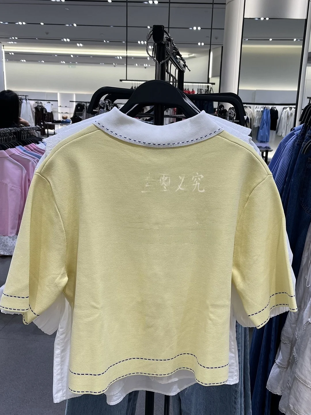 Sweet Style Knitted Short Sleeve Shirt Coat Casual Fashion Women's Outerwear Autumn New Arrival 2025 Color Block Design
Sweet Style Knitted Short Sleeve Shirt Coat Casual Fashion Women's Outerwear Autumn New Arrival 2025 Color Block Design