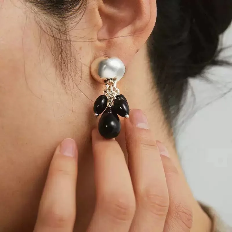 New - style Fashionable Drop - shaped Black Agate Pendant Earrings For Women M190
New - style Fashionable Drop - shaped Black Agate Pendant Earrings For Women M190