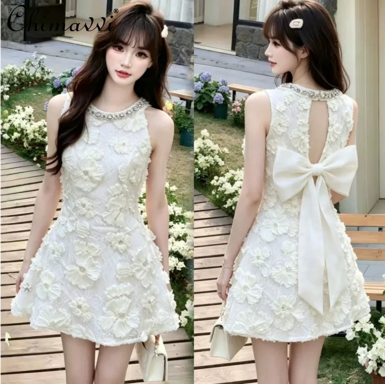 2026 Summer New French Style Heavy Beaded Lace Patchwork Backless Bow 3D Floral Dress Fashion Elegant Party Dresses Women
2026 Summer New French Style Heavy Beaded Lace Patchwork Backless Bow 3D Floral Dress Fashion Elegant Party Dresses Women