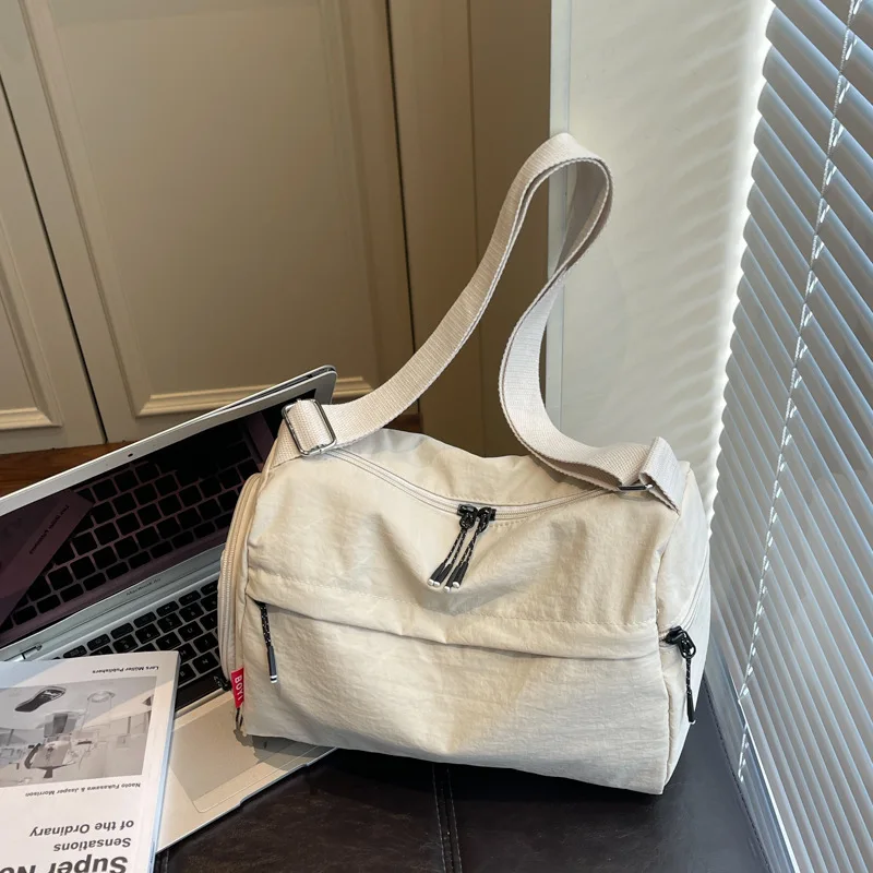 Casual Fashion Canvas Bag Crossbody Bag for Women2025NewinsTrendy Versatile Nylon Dumpling Bag Shoulder Bag
Casual Fashion Canvas Bag Crossbody Bag for Women2025NewinsTrendy Versatile Nylon Dumpling Bag Shoulder Bag