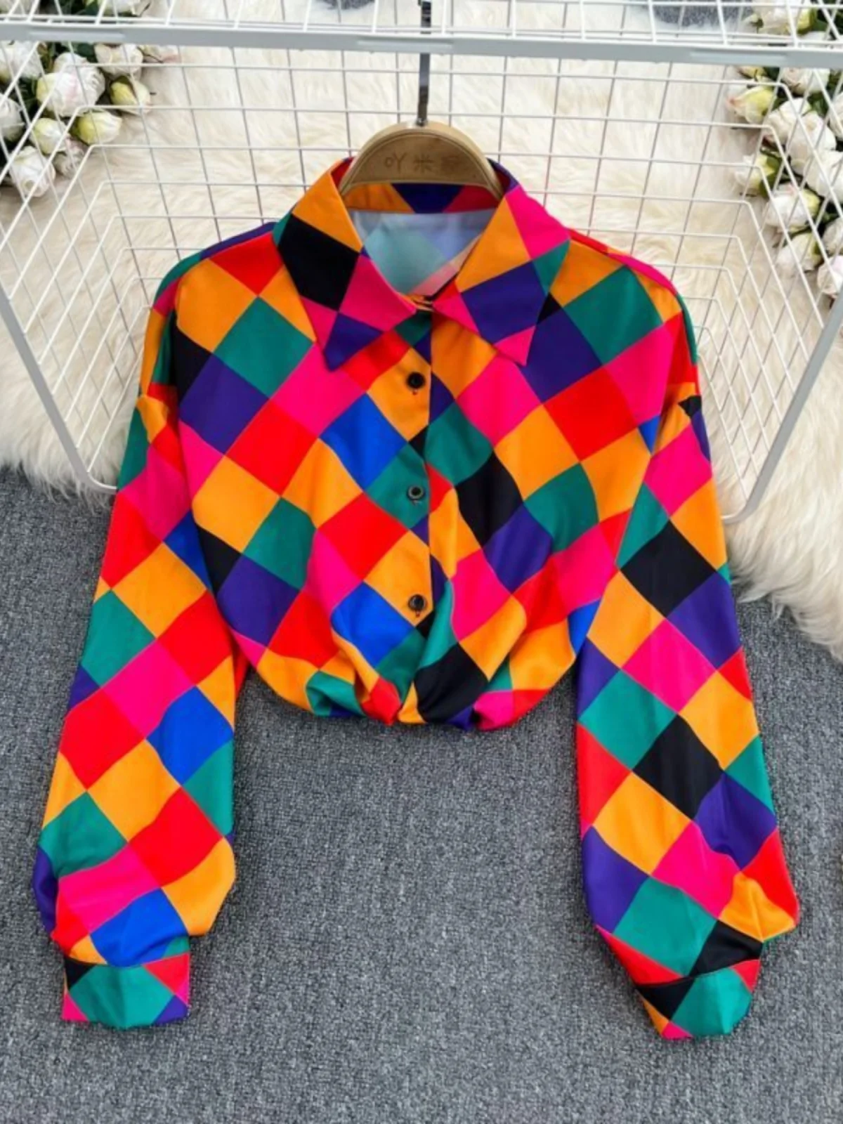 Женская рубашка свободного кроя в клетку с принтом, на одной пуговице, с длинным рукавом, в корейском стиле, ретро-дизайн, для осени и весны, модная, для повседневной носки
Женская рубашка свободного кроя в клетку с принтом, на одной пуговице, с длинным рукавом, в корейском стиле, ретро-дизайн, для осени и весны, модная, для повседневной носки