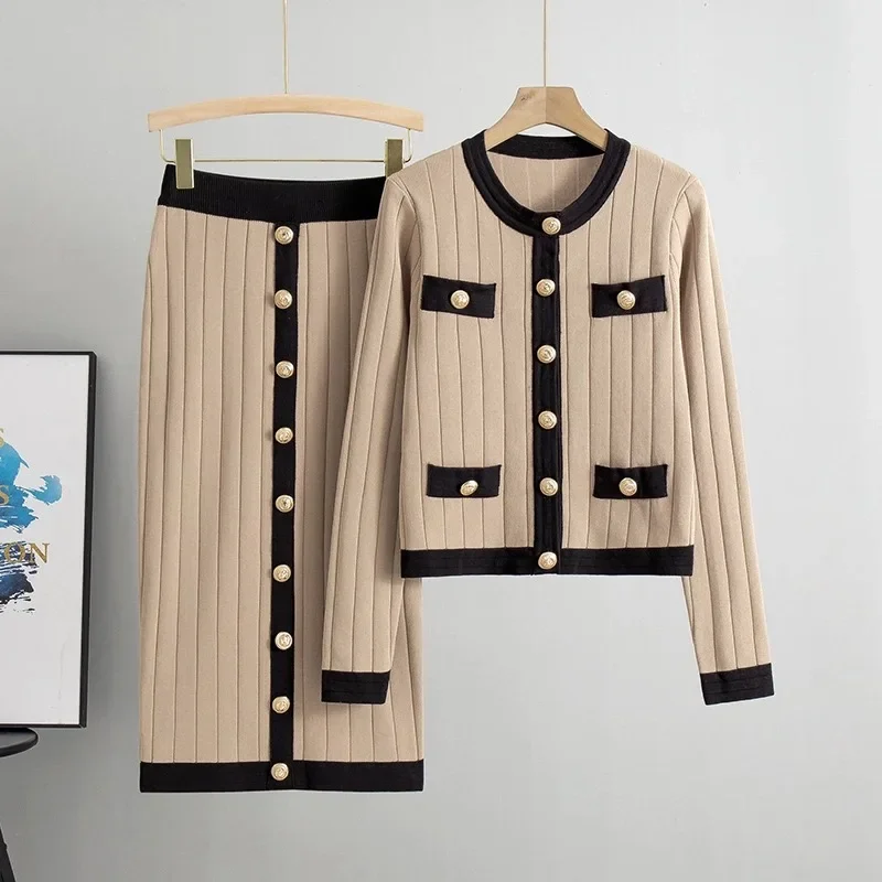 Korean Vintage Knit Skirts Sets Women New Slim O-neck Short Sweater Cardigan 2 Piece Suits Chic Button E7443
Korean Vintage Knit Skirts Sets Women New Slim O-neck Short Sweater Cardigan 2 Piece Suits Chic Button E7443