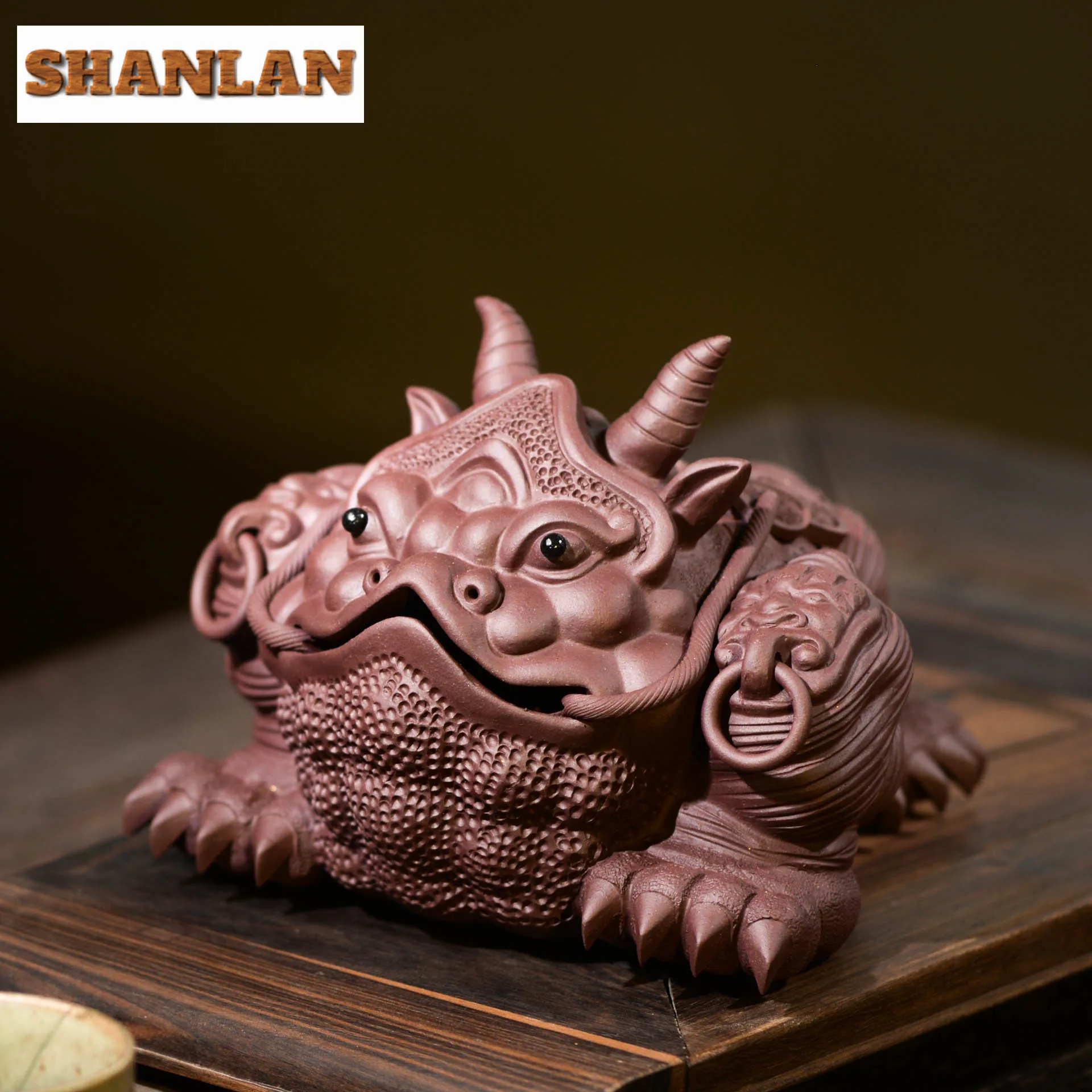 Yixing Zisha Wealth-attracting Tripodia Golden Toad Tea Pet Ancient Tea Sculpture Tea Figurine Play Toys Tea Statue Ornaments
Yixing Zisha Wealth-attracting Tripodia Golden Toad Tea Pet Ancient Tea Sculpture Tea Figurine Play Toys Tea Statue Ornaments
