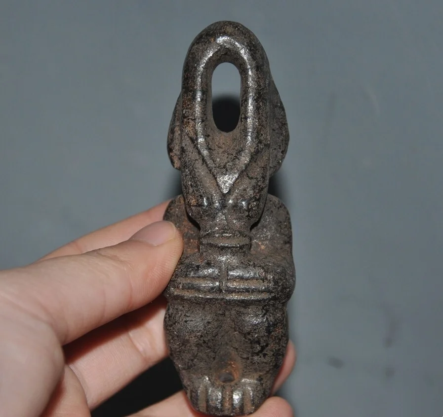 3.6"old China Hongshan culture Old Jade Carved Sun God Helios sacrifice statue
3.6"old China Hongshan culture Old Jade Carved Sun God Helios sacrifice statue