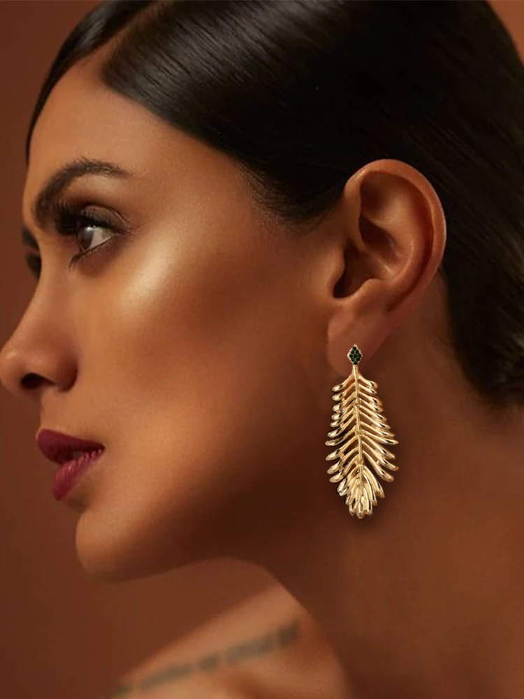 Fashion Vintage Feather Stud Earrings Eleglant Style For Women High Quality Earring Jewelry Gift
Fashion Vintage Feather Stud Earrings Eleglant Style For Women High Quality Earring Jewelry Gift