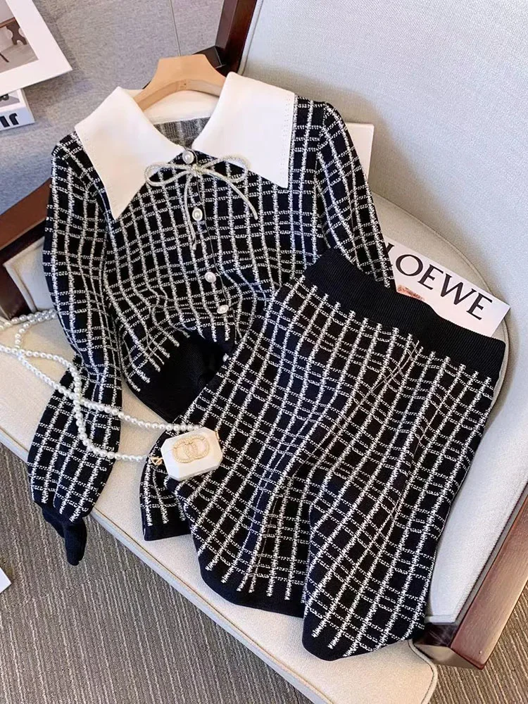 Women Knitted Plaid 2 Pieces Sets Spring Fall High Waist A-lined Skirt Outfit Korean Lape Short Knitwear Cardigan Tops Conjuntos
Women Knitted Plaid 2 Pieces Sets Spring Fall High Waist A-lined Skirt Outfit Korean Lape Short Knitwear Cardigan Tops Conjuntos