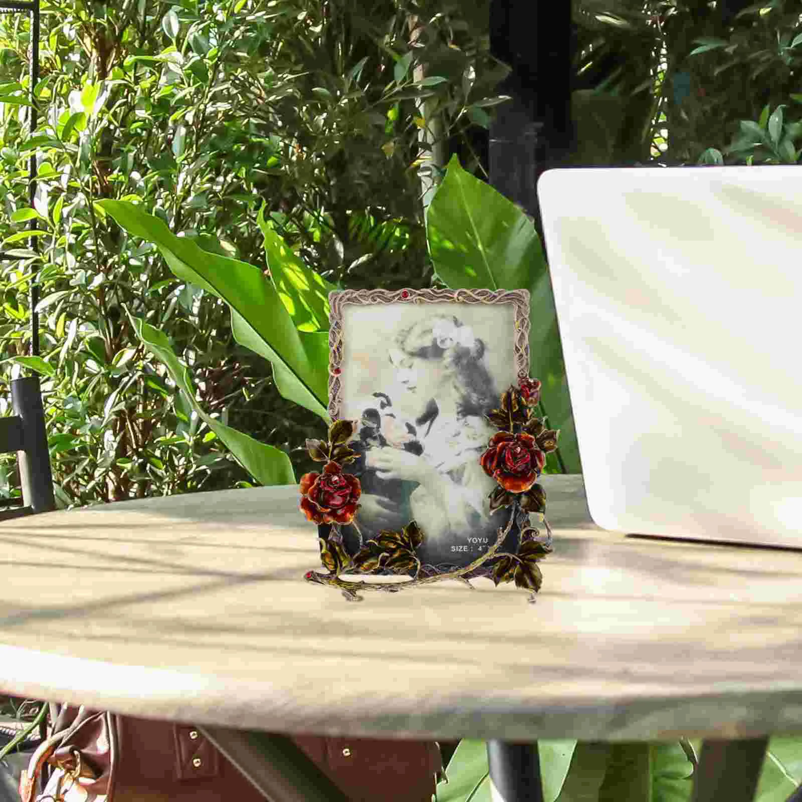 6 Inch Photo Frame Picture for Photos Pictures Frames Holders Vintage Decoration Desktop Floral Design European Style
6 Inch Photo Frame Picture for Photos Pictures Frames Holders Vintage Decoration Desktop Floral Design European Style