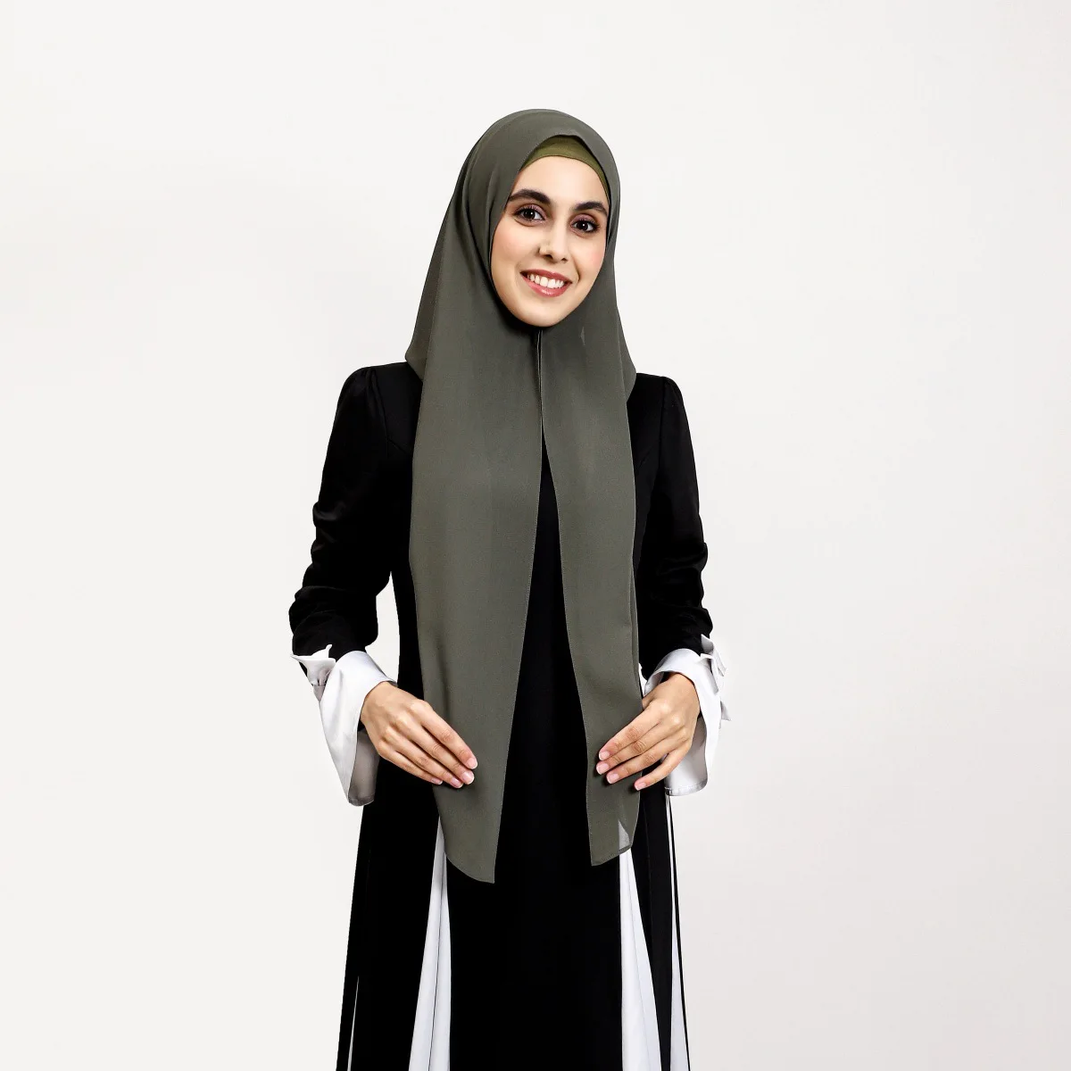 High Quality Solid Color Pearl Chiffon Magnetic Hood Scarf Headscarf Hijab Muslim Headscarf Shawl Wrap Bandanas Turbante Mujer
High Quality Solid Color Pearl Chiffon Magnetic Hood Scarf Headscarf Hijab Muslim Headscarf Shawl Wrap Bandanas Turbante Mujer