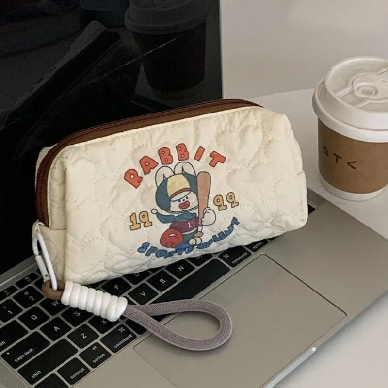 Bag New Pattern High-capacity Student Pen Case Portable Rabbit Baseball Player Cartoon Cute Stationery Storage Bag
Bag New Pattern High-capacity Student Pen Case Portable Rabbit Baseball Player Cartoon Cute Stationery Storage Bag