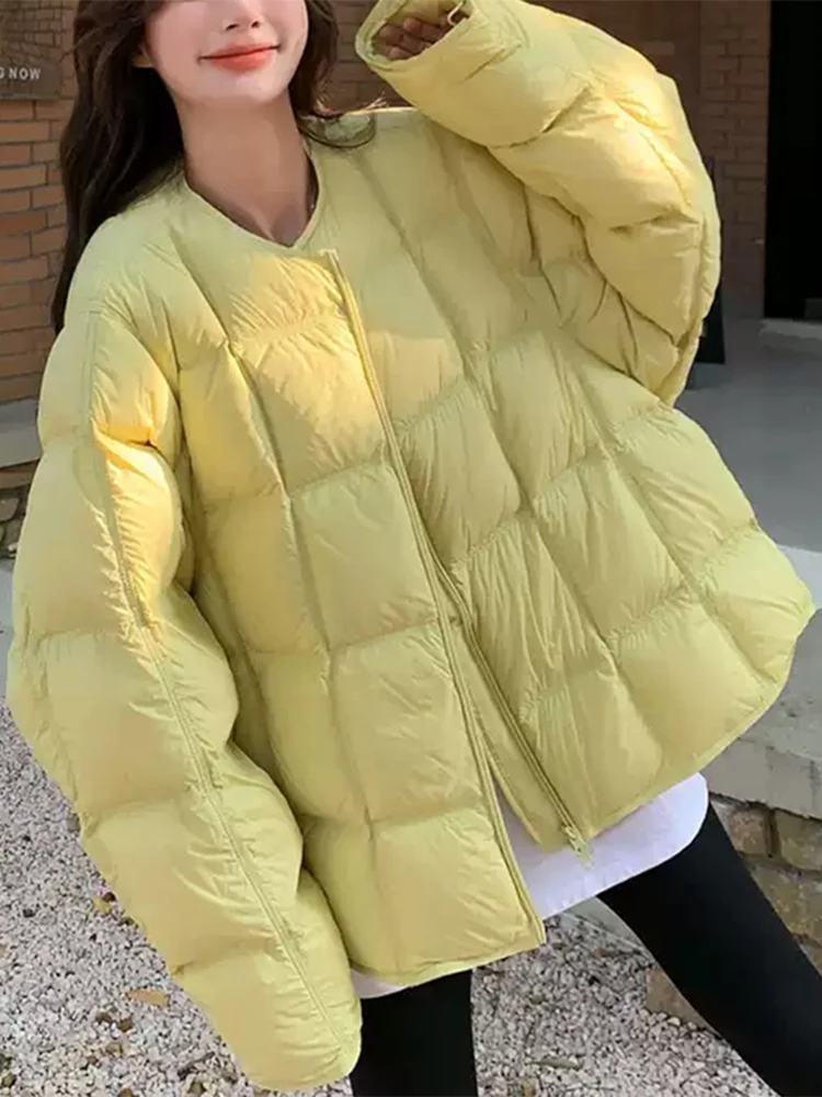 Корейская утепленная хлопковая куртка с круглым вырезом для женщин, новая зимняя модель, маленький размер, теплая верхняя одежда-пуховик
Корейская утепленная хлопковая куртка с круглым вырезом для женщин, новая зимняя модель, маленький размер, теплая верхняя одежда-пуховик