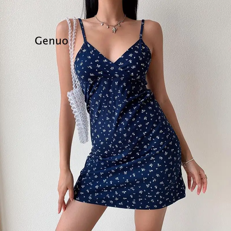 2026 Women Floral Print V Neck Slip Dress Spaghetti Straps for Casual and Night Out
2026 Women Floral Print V Neck Slip Dress Spaghetti Straps for Casual and Night Out