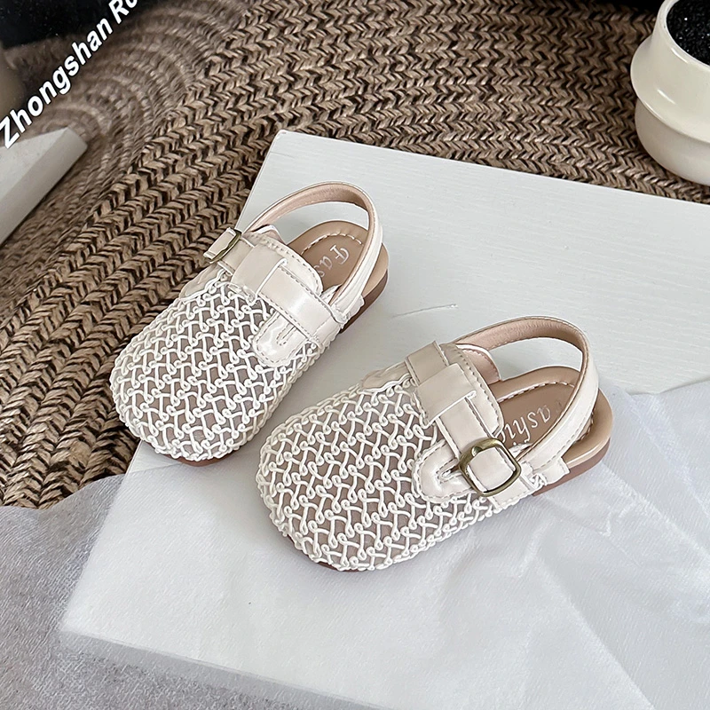 Kids Casual Beach Shoes Mesh Breathable Girls Sandals Korean Style Versatile 2026 Summer New Children Fashion Shoes Round Toes
Kids Casual Beach Shoes Mesh Breathable Girls Sandals Korean Style Versatile 2026 Summer New Children Fashion Shoes Round Toes