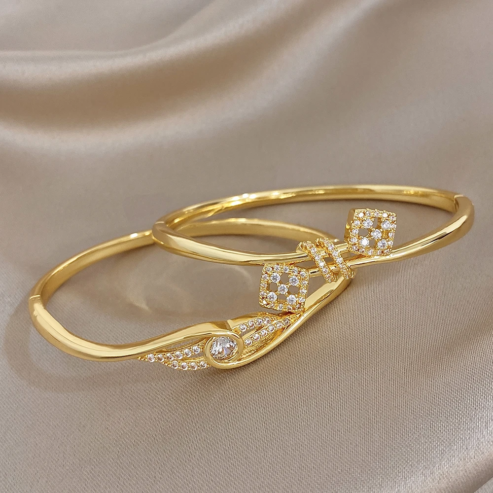 Freetry Elegant Irregular Twisted Zircon Inlaid Copper Bangle for Women Gold Plated Spring Cuff Bracelet Holiday Jewelry Gift
Freetry Elegant Irregular Twisted Zircon Inlaid Copper Bangle for Women Gold Plated Spring Cuff Bracelet Holiday Jewelry Gift