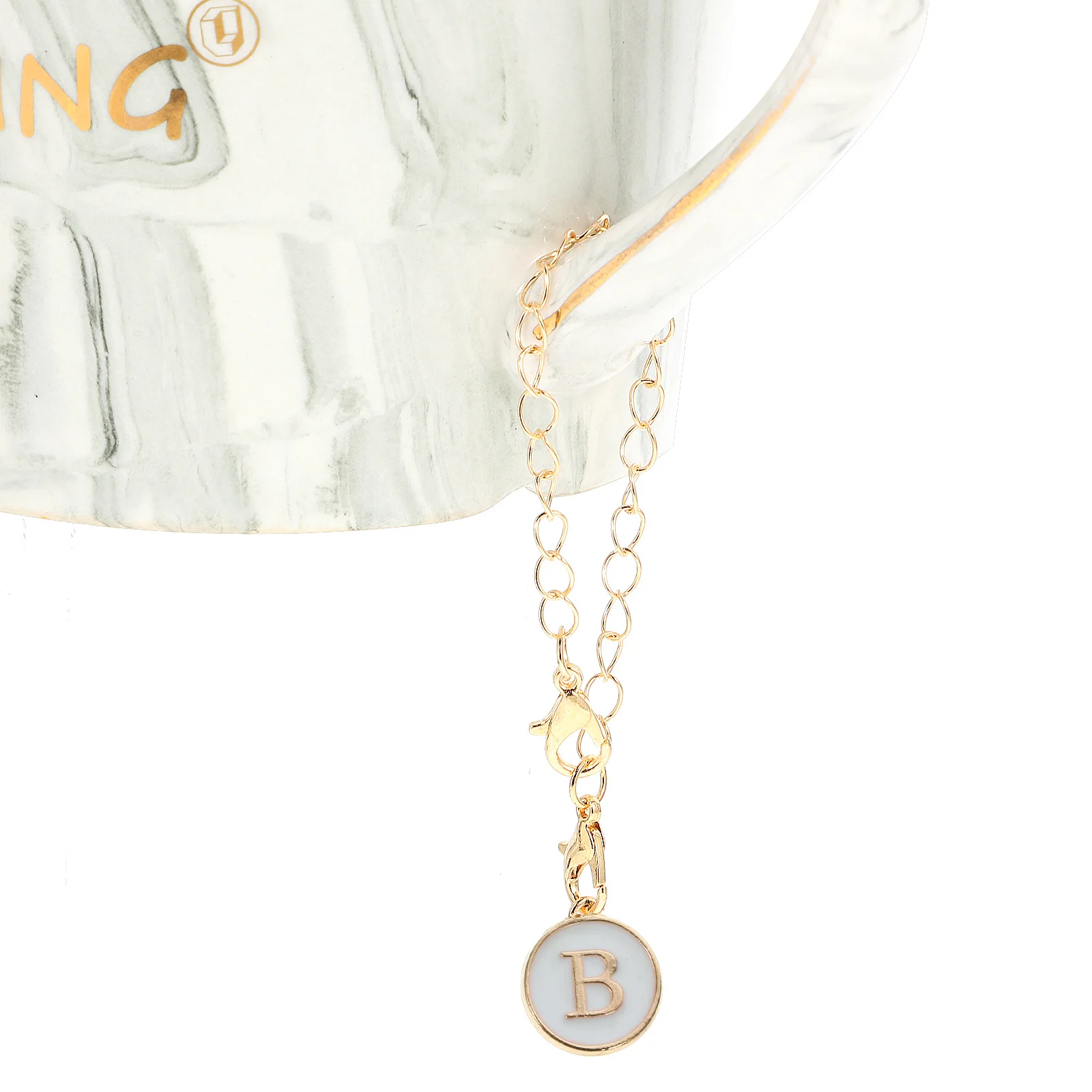 Letter Keychain Identification Charm Cute Handle Multipurpose Backpack Initial Chains Women Alloy Decoration Name
Letter Keychain Identification Charm Cute Handle Multipurpose Backpack Initial Chains Women Alloy Decoration Name