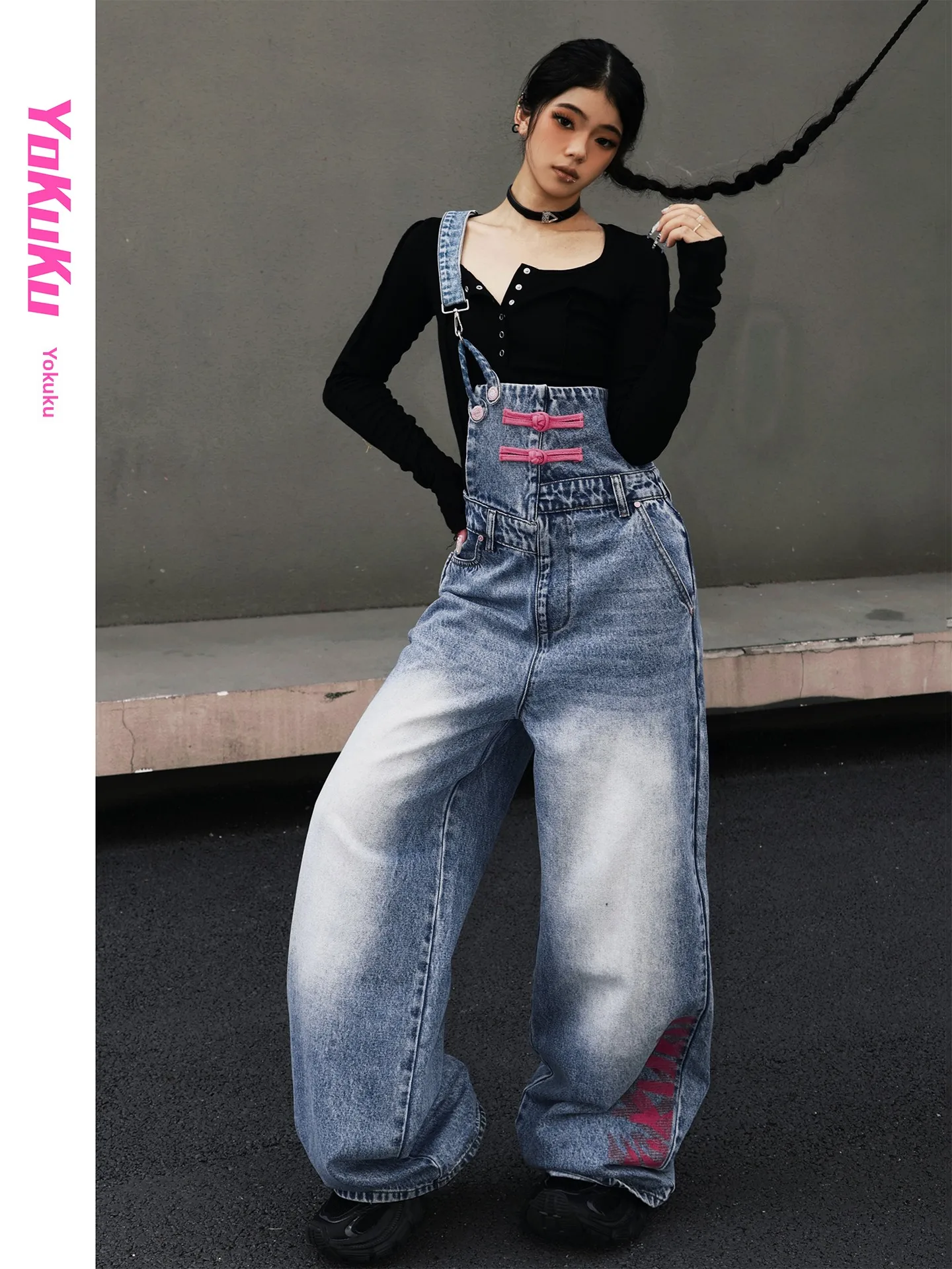 Eastern Artist Cool Shoulder Denim Pants Women's Slim Fit Jeans Unique Design Spring Collection Ladies Fashion Cotton Material
Eastern Artist Cool Shoulder Denim Pants Women's Slim Fit Jeans Unique Design Spring Collection Ladies Fashion Cotton Material