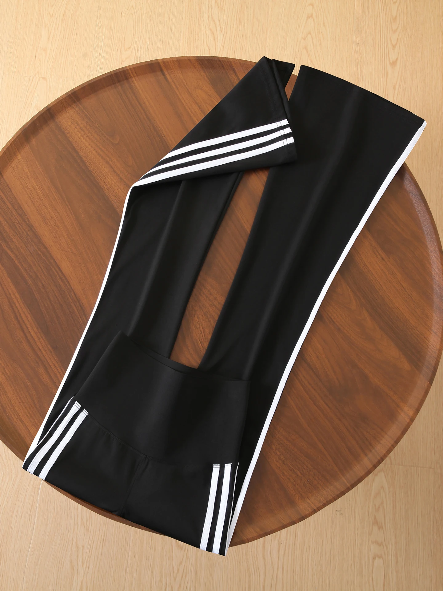 Брюки для йоги с высокой талией, женская верхняя одежда, осенние новые брюки из коровьей кожи, повседневные брюки длиной до пола
Брюки для йоги с высокой талией, женская верхняя одежда, осенние новые брюки из коровьей кожи, повседневные брюки длиной до пола