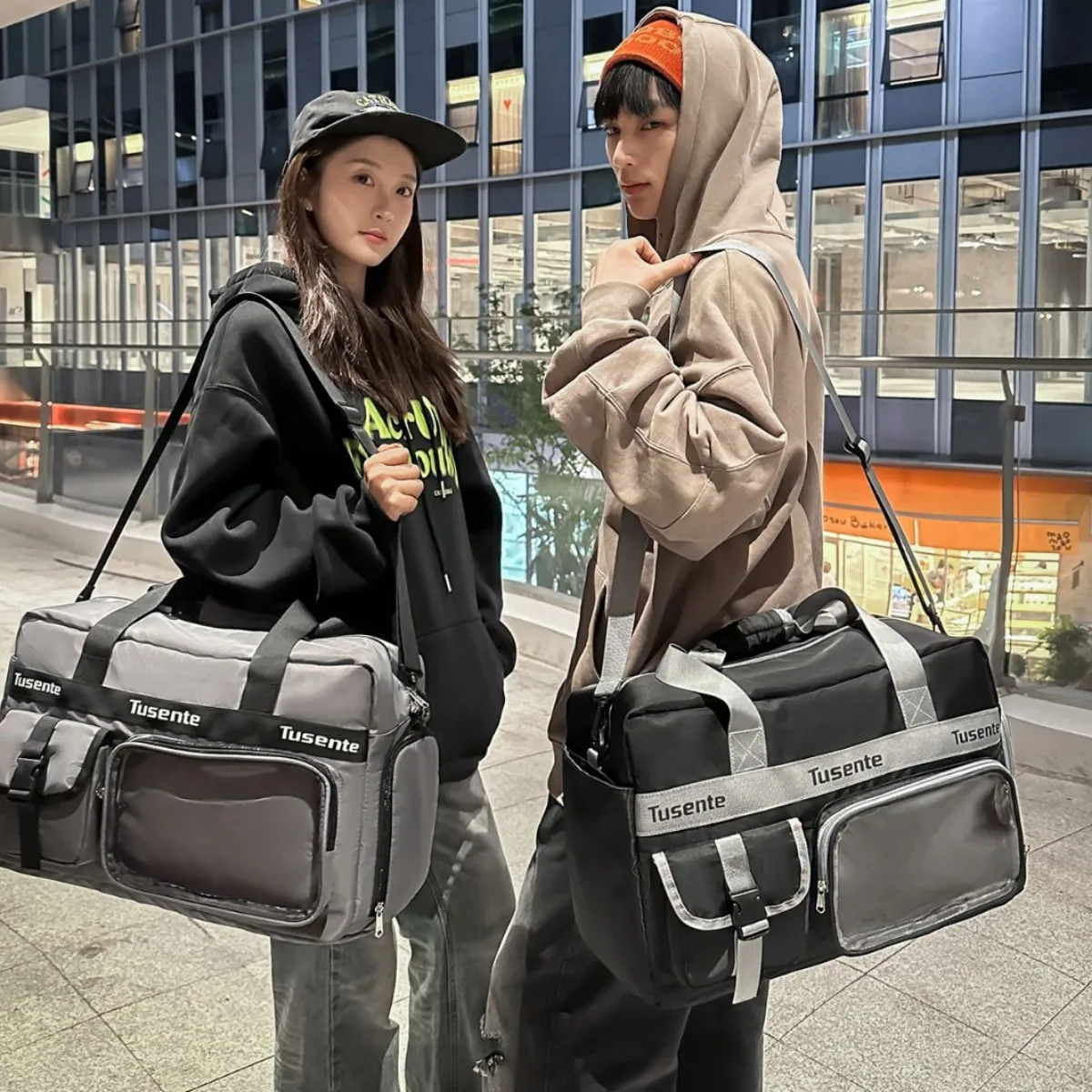 Мужская дорожная сумка на короткие расстояния для использования на работу и через плечо, отдельное отделение для обуви, сумка для спорта и фитнеса.
Мужская дорожная сумка на короткие расстояния для использования на работу и через плечо, отдельное отделение для обуви, сумка для спорта и фитнеса.