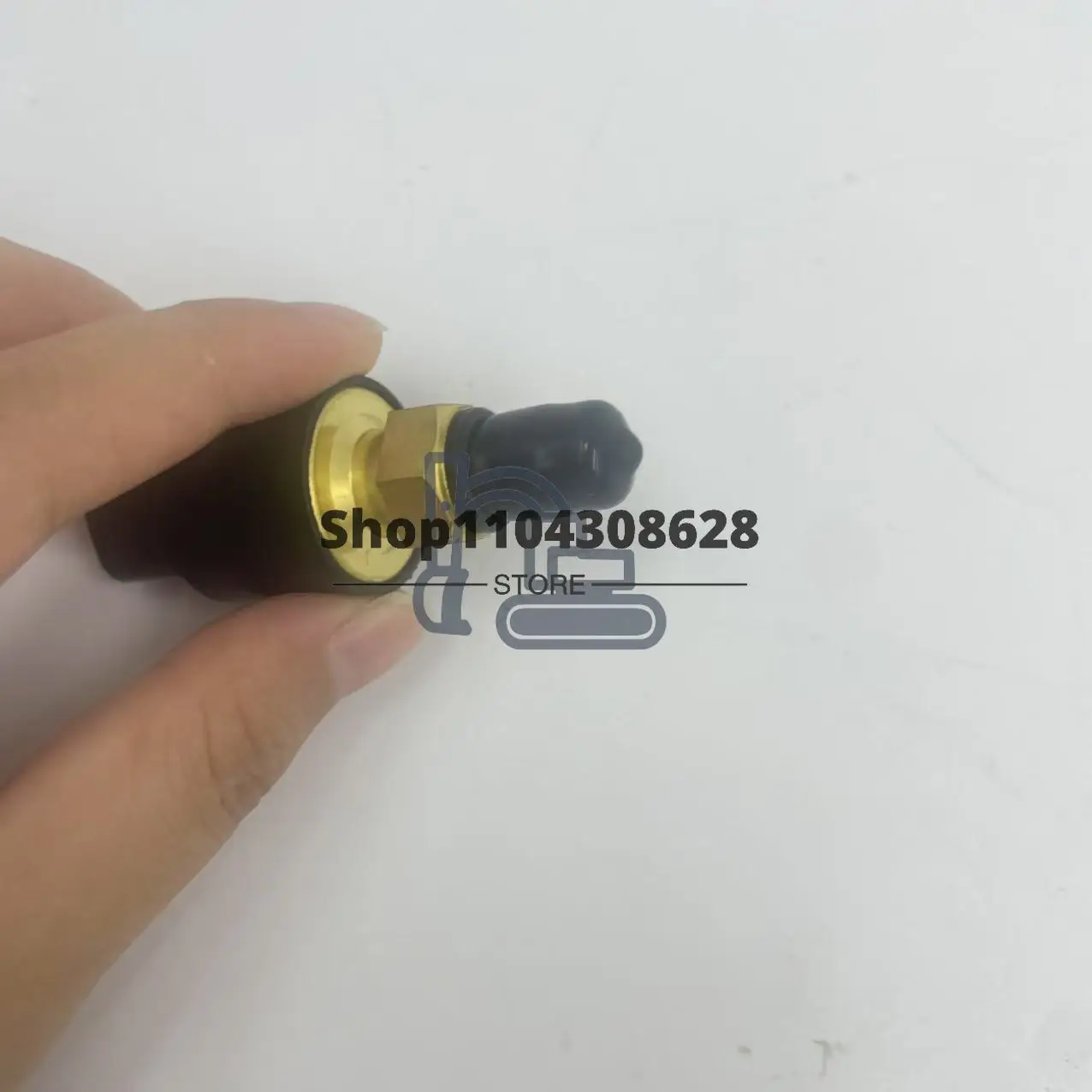 Датчик давления EX120-2 EX120-3 EX200-2 EX200-3 4254563 20PS586-8 для экскаватора, новая запасная часть
Датчик давления EX120-2 EX120-3 EX200-2 EX200-3 4254563 20PS586-8 для экскаватора, новая запасная часть