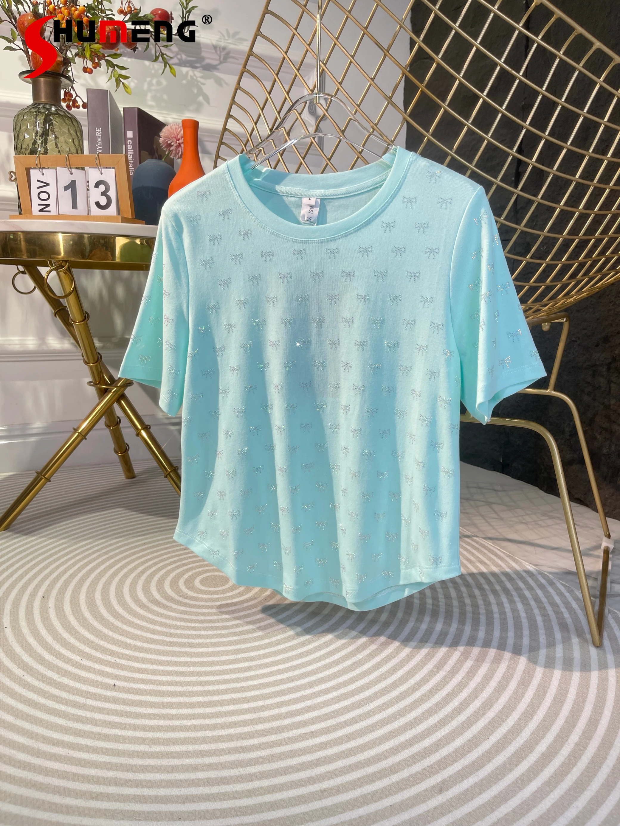 2024, женская летняя новая модная футболка с коротким рукавом, женственная универсальная футболка с бантом и стразами, однотонный облегающий топ для похудения
2024, женская летняя новая модная футболка с коротким рукавом, женственная универсальная футболка с бантом и стразами, однотонный облегающий топ для похудения