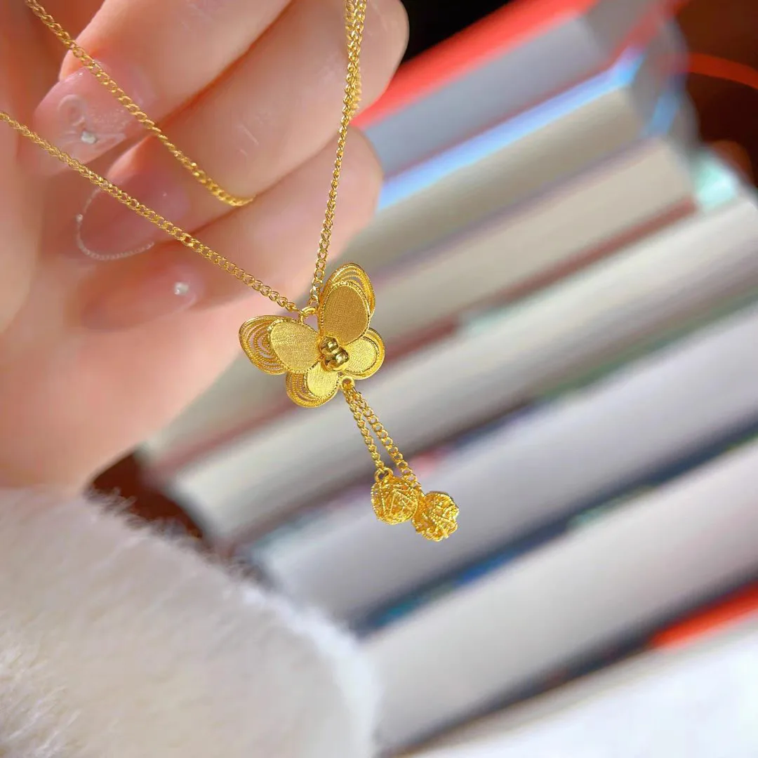 Женский набор из 24-каратного золота AU999 с цветочным принтом и филигранной бабочкой в виде лунного света | Кованая филигрань с мотивам лозы, этническая простота
Женский набор из 24-каратного золота AU999 с цветочным принтом и филигранной бабочкой в виде лунного света | Кованая филигрань с мотивам лозы, этническая простота