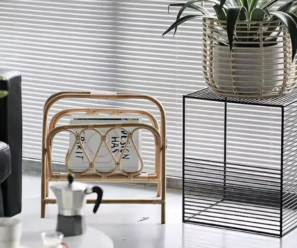 Handmade Rattan Magazine Rack Folding Floor Shelf Vintage Woven Newspaper Stand for Living Room or Study Organizer
Handmade Rattan Magazine Rack Folding Floor Shelf Vintage Woven Newspaper Stand for Living Room or Study Organizer