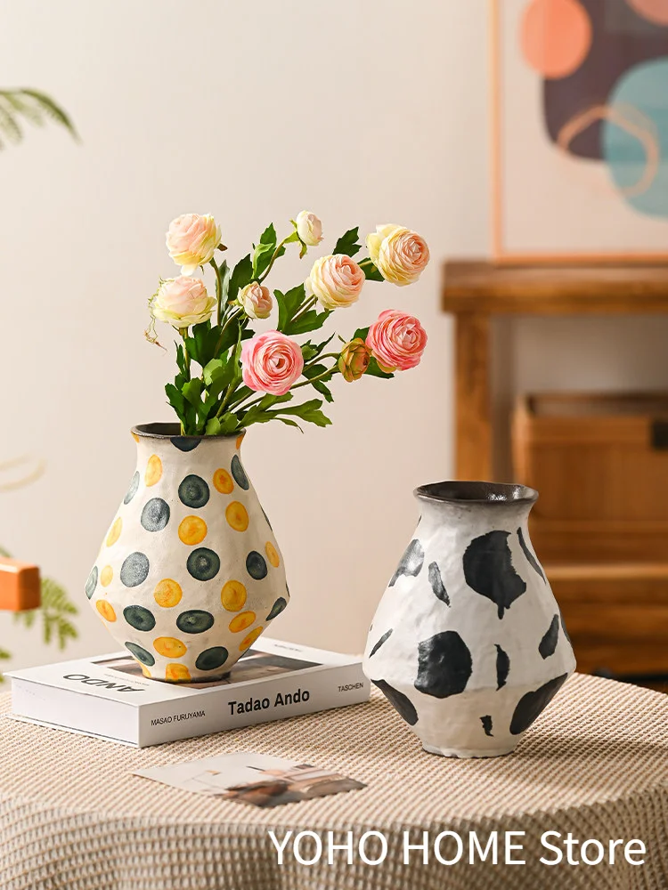 Jingdezhen ceramic Vase, Light Luxury And High-End Feel, Living Room Ornaments, Vessel, Artificial Flower Arrangement, Desktop
Jingdezhen ceramic Vase, Light Luxury And High-End Feel, Living Room Ornaments, Vessel, Artificial Flower Arrangement, Desktop