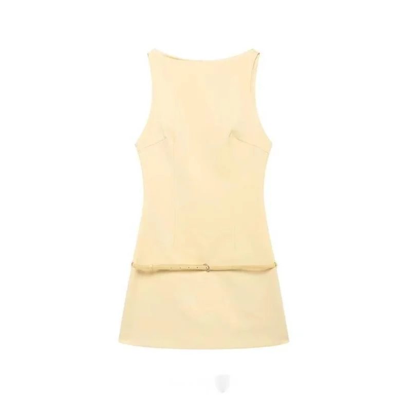 Elegant Autumn 2024 Women's Short Dress With Belt Slim Fit Elastic Sleeveless Skirt Single Piece Other
Elegant Autumn 2024 Women's Short Dress With Belt Slim Fit Elastic Sleeveless Skirt Single Piece Other