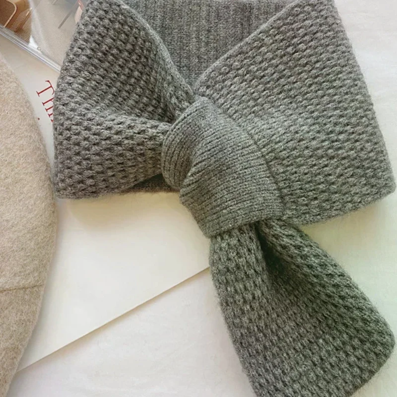 Женский шерстяной шарф, зимний интернет-знаменитости, ленивый вязаный теплый однотонный шарф для защиты шеи
Женский шерстяной шарф, зимний интернет-знаменитости, ленивый вязаный теплый однотонный шарф для защиты шеи