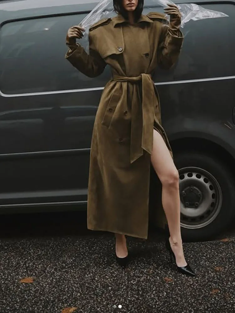 Новое поступление 2025: Женское длинное пальто в стиле Old Money, свободного кроя, с регулируемой талией, на пуговицах, с воротником, из ткани, имитирующей оленью кожу
Новое поступление 2025: Женское длинное пальто в стиле Old Money, свободного кроя, с регулируемой талией, на пуговицах, с воротником, из ткани, имитирующей оленью кожу