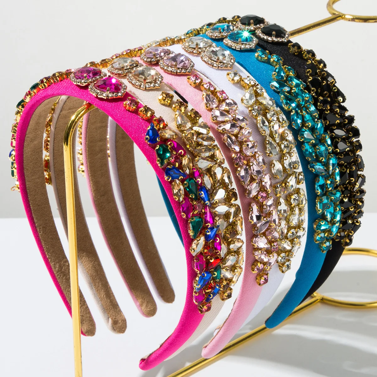 Vibrant Satin Gemstone Headband Asymmetric Crystal Wing Hairband Colorful Rhombus Rhinestone Hair Hoop Summer Headwear
Vibrant Satin Gemstone Headband Asymmetric Crystal Wing Hairband Colorful Rhombus Rhinestone Hair Hoop Summer Headwear