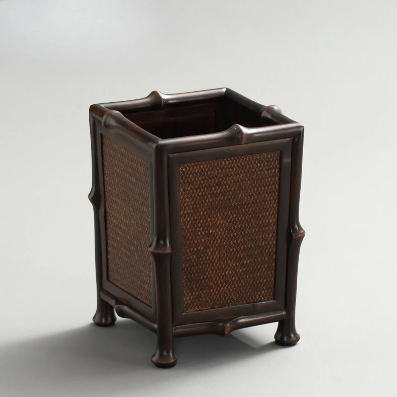 Medieval trash can household living room light luxury high-end high-value large retro new Chinese paper basket
Medieval trash can household living room light luxury high-end high-value large retro new Chinese paper basket