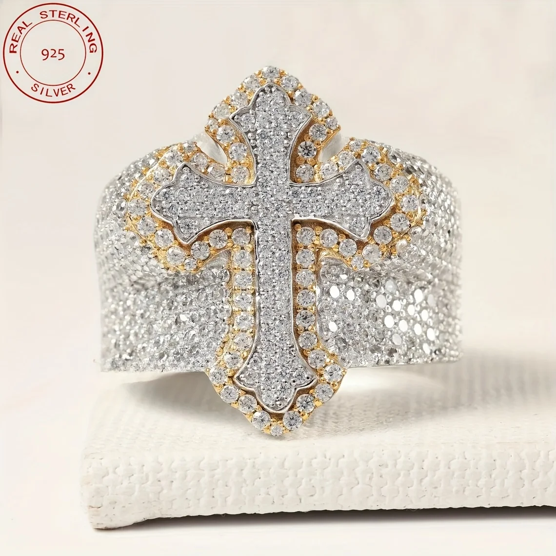 Новое поступление 2025 года, кольцо с крестом Iced Out, хип-хоп, кольца из стерлингового серебра 925 пробы для мужчин, двухцветные ювелирные изделия в стиле ретро
Новое поступление 2025 года, кольцо с крестом Iced Out, хип-хоп, кольца из стерлингового серебра 925 пробы для мужчин, двухцветные ювелирные изделия в стиле ретро