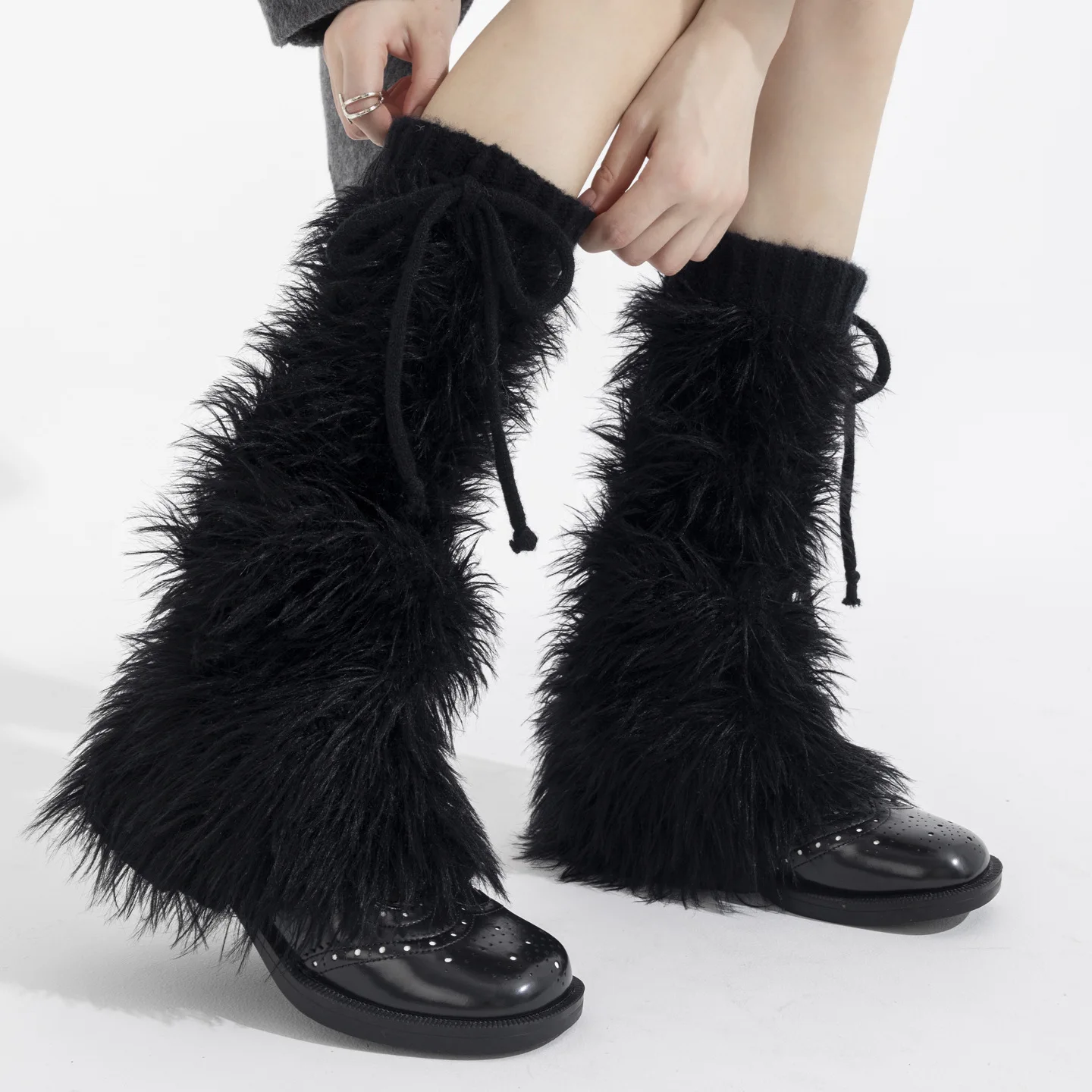 Autumn Winter Thickened Cold Resistant Adorable Subculture JK Fashionable Trendy Fur Lined Sock Boots Warm Sock Sleeves Fashion
Autumn Winter Thickened Cold Resistant Adorable Subculture JK Fashionable Trendy Fur Lined Sock Boots Warm Sock Sleeves Fashion