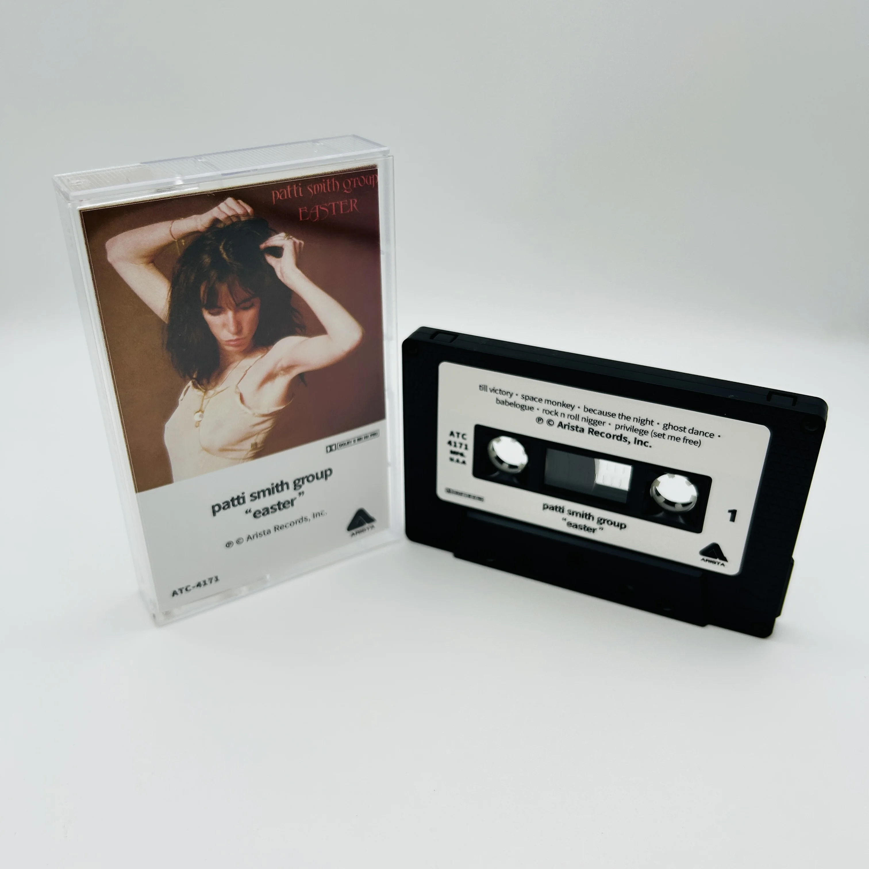 Punk Rock Patti Smith Music Tape Easter Album Till Victory Cassettes Cosplay Walkman Car Recorder Soundtracks Box Party Music
Punk Rock Patti Smith Music Tape Easter Album Till Victory Cassettes Cosplay Walkman Car Recorder Soundtracks Box Party Music