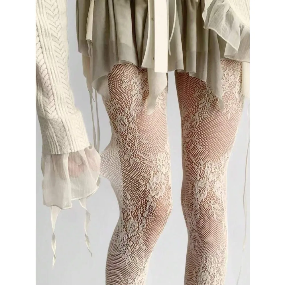 Kawaii White Floral See-Through Fishnet Tights
Kawaii White Floral See-Through Fishnet Tights