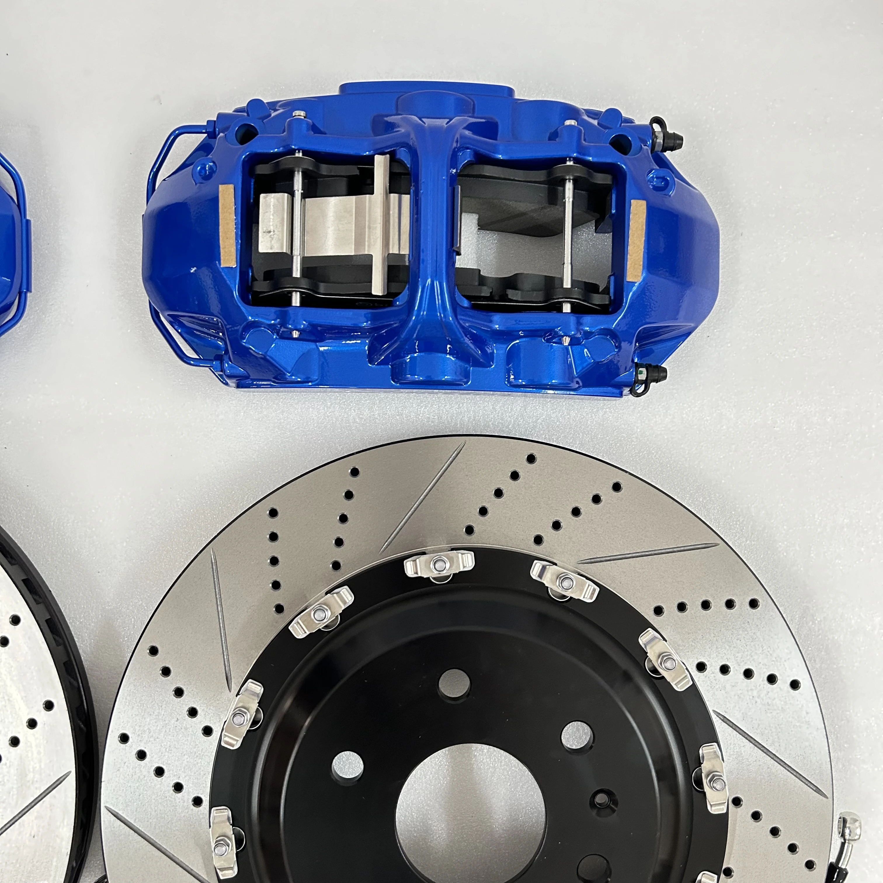 Performance Brake Kit 6 Piston Tuning Brake Systems Universal Brake Calipers For Escalade Front
Performance Brake Kit 6 Piston Tuning Brake Systems Universal Brake Calipers For Escalade Front