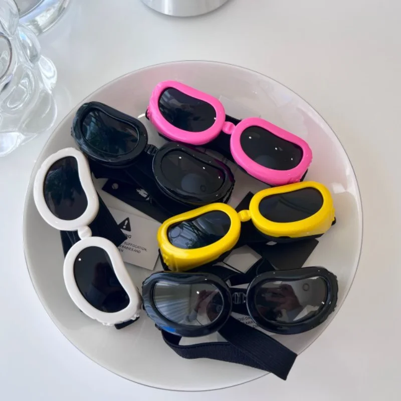 Fashion Dog Sunglasses Pet Helmet Set with Dog Goggles Dust Wind UV Protection Dog Glasses Dog Helmet and Goggles Adjustable Hat
Fashion Dog Sunglasses Pet Helmet Set with Dog Goggles Dust Wind UV Protection Dog Glasses Dog Helmet and Goggles Adjustable Hat
