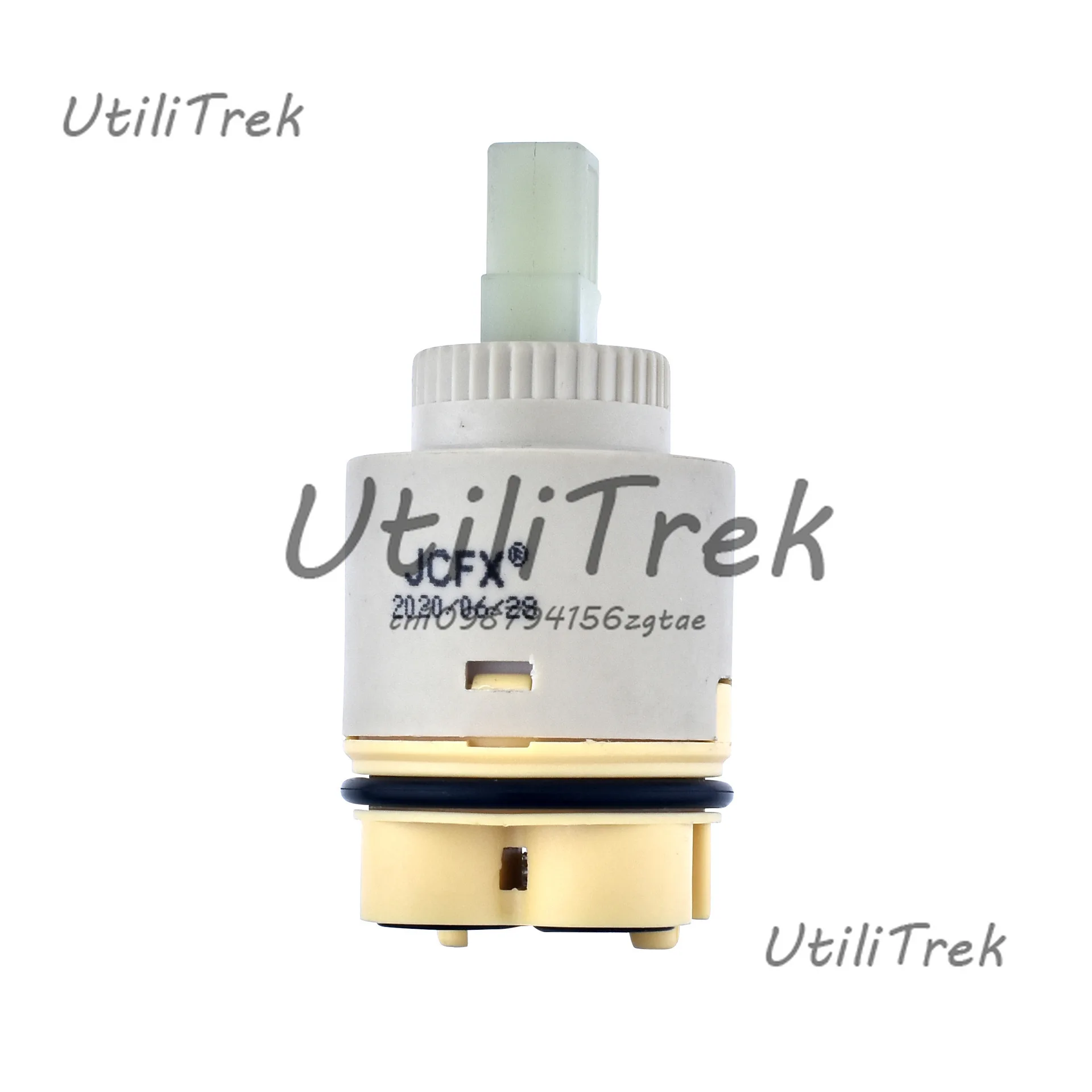 Hot and cold faucet spool single handle faucet ceramic hot and cold water valve core faucet is commonly maintained
Hot and cold faucet spool single handle faucet ceramic hot and cold water valve core faucet is commonly maintained