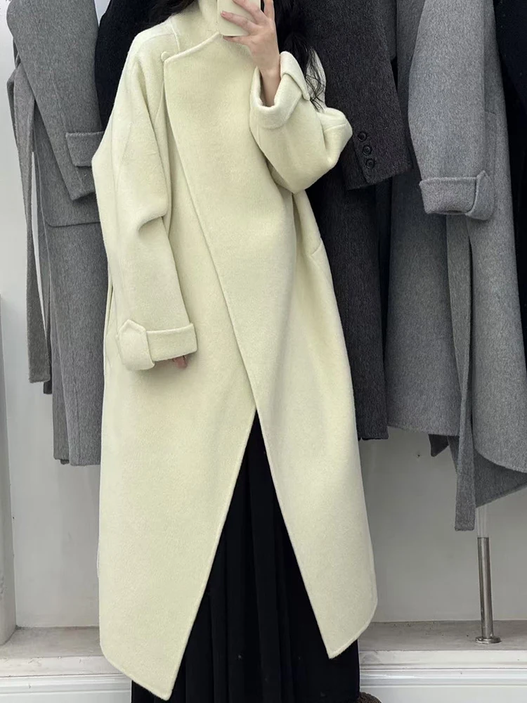 YERMORA, новое зимнее женское серое повседневное шерстяное пальто с поясом, свободное теплое пальто с лацканами и длинными рукавами, модное пальто, осень 2025 г.
YERMORA, новое зимнее женское серое повседневное шерстяное пальто с поясом, свободное теплое пальто с лацканами и длинными рукавами, модное пальто, осень 2025 г.