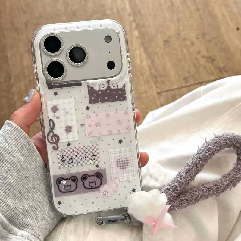 Корейский милый чехол для телефона с музыкальной нотацией и медведем для iPhone 17 Pro Max 16 14 15 Pro, задняя крышка с плюшевым ремешком на руку, мультяшный Ca
Корейский милый чехол для телефона с музыкальной нотацией и медведем для iPhone 17 Pro Max 16 14 15 Pro, задняя крышка с плюшевым ремешком на руку, мультяшный Ca
