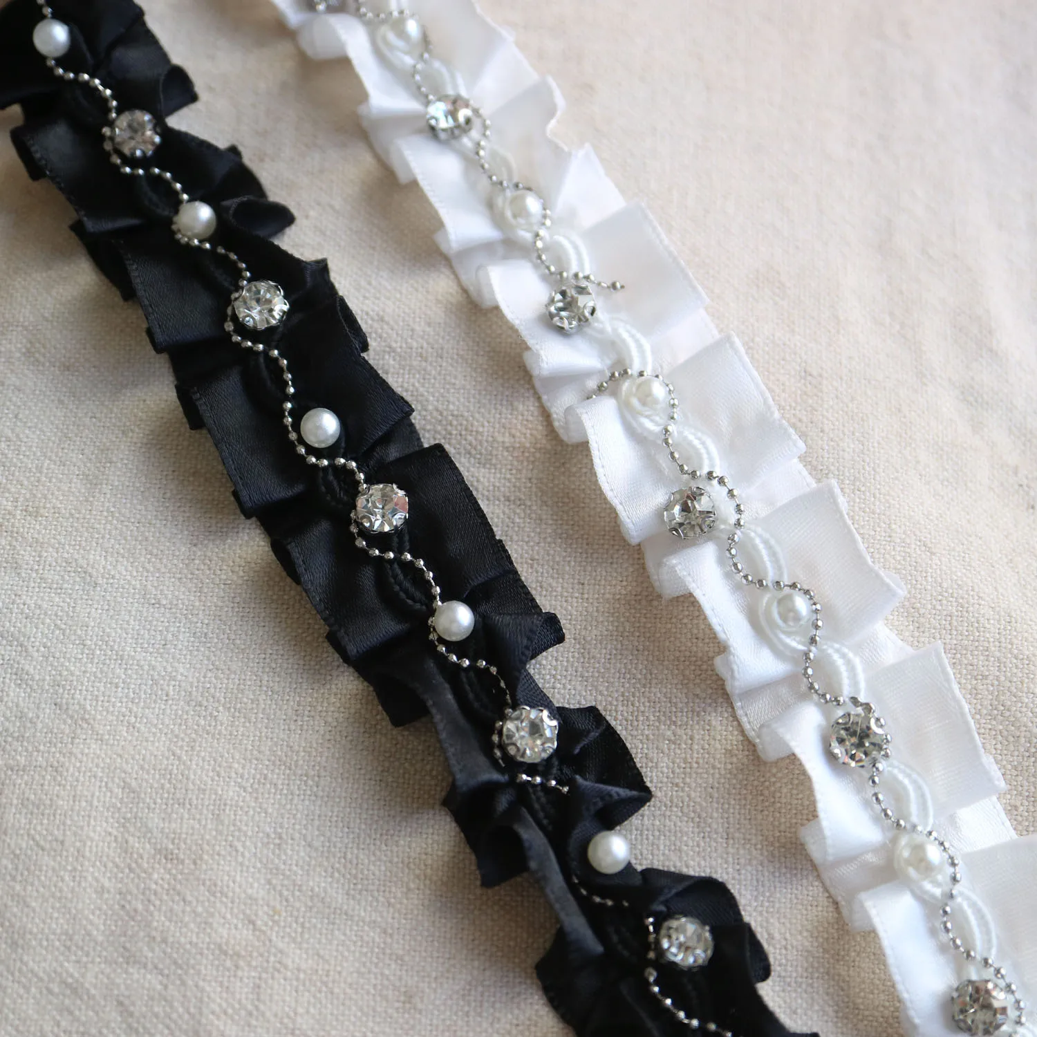 5yards flower beaded fringe trimmings for clothes bags Handmade beading appliques patch diy sewing accessories for curtain
5yards flower beaded fringe trimmings for clothes bags Handmade beading appliques patch diy sewing accessories for curtain