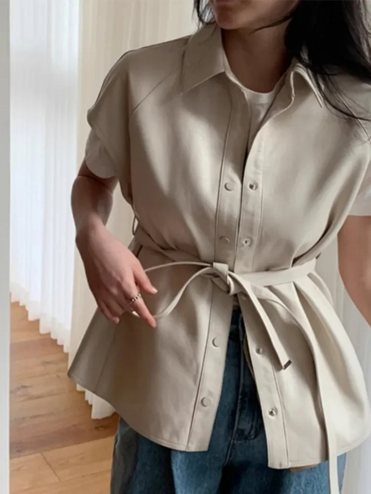 Retro Collar Leather Vest Women'S Autumn And Winter Single Breasted Lace Up Waist Slimming Loose Vest Jacket
Retro Collar Leather Vest Women'S Autumn And Winter Single Breasted Lace Up Waist Slimming Loose Vest Jacket