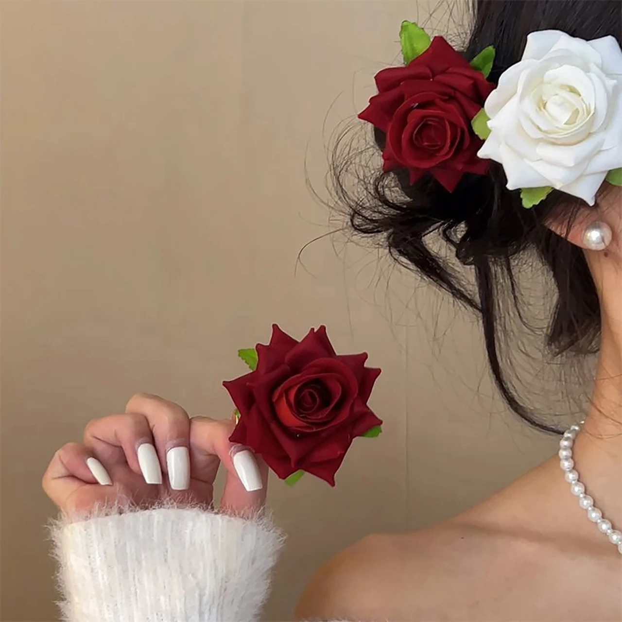 Red Rose Hair Clip for Women Girl Floral Haipins Barrettes Photoshoots Artificial Flowers Duckbill Clips Vintage Hair Accessory
Red Rose Hair Clip for Women Girl Floral Haipins Barrettes Photoshoots Artificial Flowers Duckbill Clips Vintage Hair Accessory