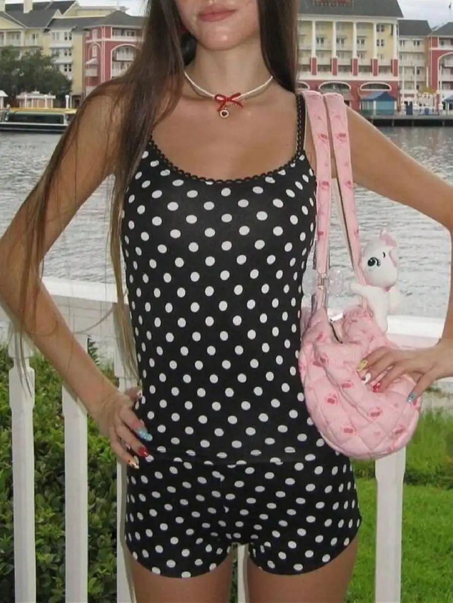 Women Polka Dot Sleeveless Cami Top And Shorts Set Summer Pajamas
Women Polka Dot Sleeveless Cami Top And Shorts Set Summer Pajamas