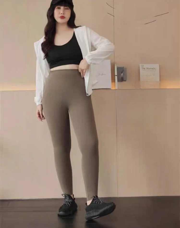 High Waist Yoga Pants Women's nut Pants Butt Lifting Abdomen Slimming Outerwear Comfortable Breathable Nylon Spandex
High Waist Yoga Pants Women's nut Pants Butt Lifting Abdomen Slimming Outerwear Comfortable Breathable Nylon Spandex