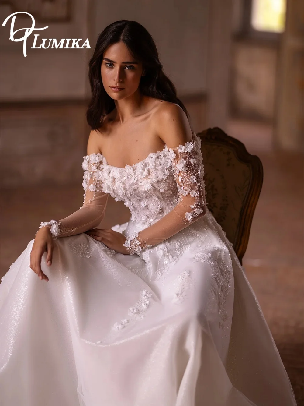 Luxury 3D Floral Off Shoulder Wedding Dress 2026 Vintage Glittery Lawn Bridal Gown Elegant Ball Gown Tulle Floor-Length Dress
Luxury 3D Floral Off Shoulder Wedding Dress 2026 Vintage Glittery Lawn Bridal Gown Elegant Ball Gown Tulle Floor-Length Dress